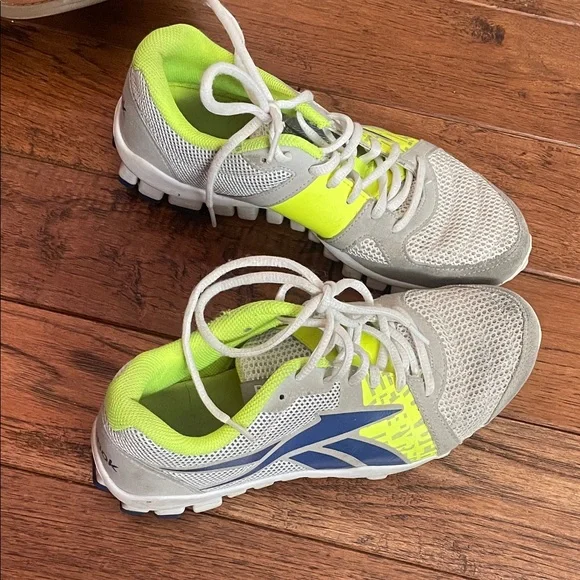 Reebok Sneakers - Picture 1 of 1